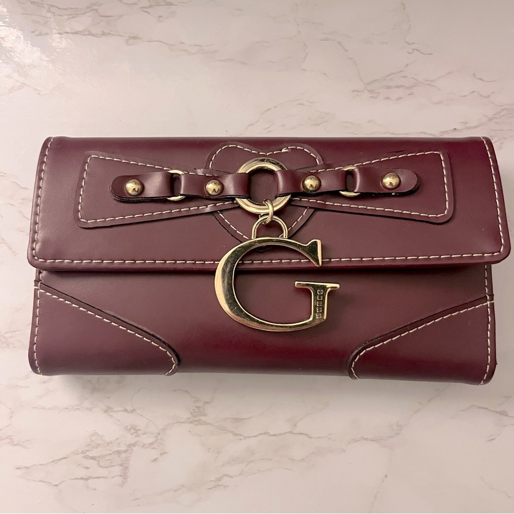 GUESS wallet
